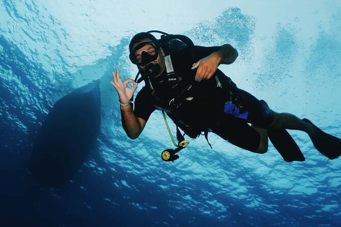 2 Tank Morning Dive: Scuba Diving in Cozumel - Surface Interval on the Boat: Lunch, Shade, and Real Break Time