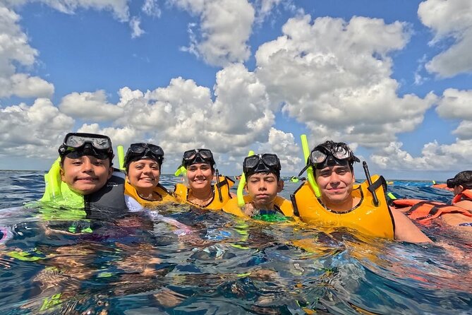 Catamaran in Cozumel with snorkeling at El Cielo and open Bar - The 1 PM boarding rhythm: what makes this day feel easy