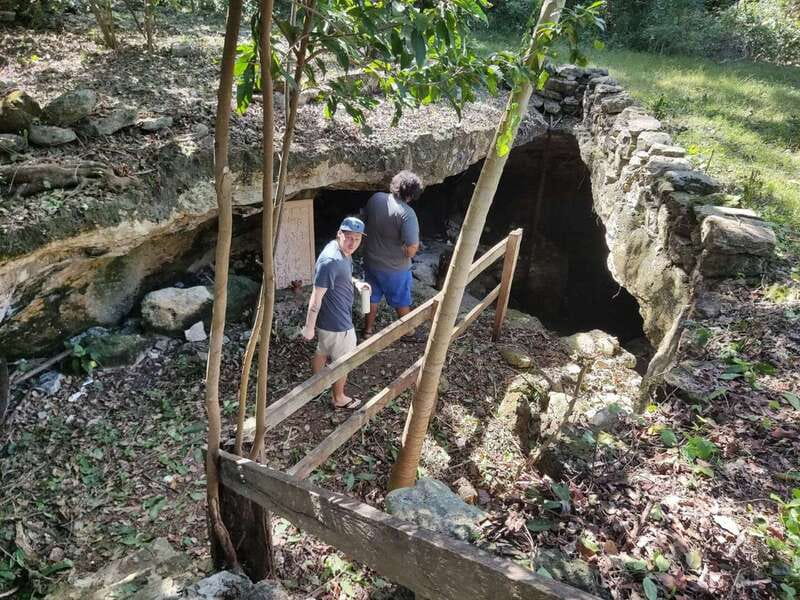 Cozumel: 5-Hour Private Caves and Ruins Tour with Lunch - Rancho Buenavista: caves, jungle paths, and Mayan ruins