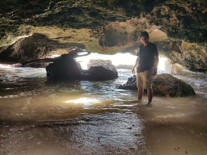 Cozumel: 5-Hour Private Caves and Ruins Tour with Lunch - Oceanfront lunch under a palapa with your feet in the sand