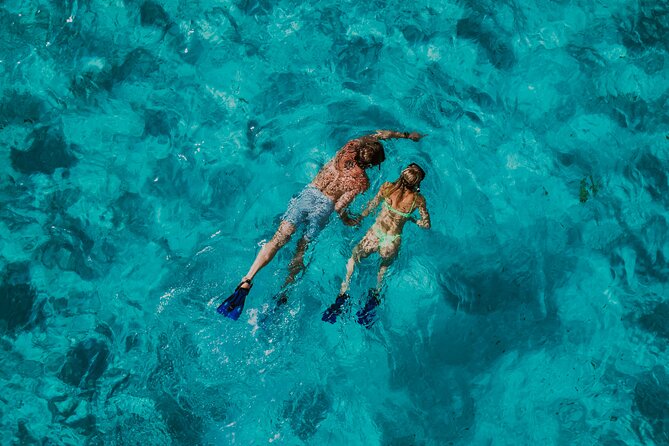 Cozumel All Inclusive: Coast & Relax 4h on 51' Leopard - Your 4-Hour Flow: Depart, Cruise, Water Toys, Eat, and Return