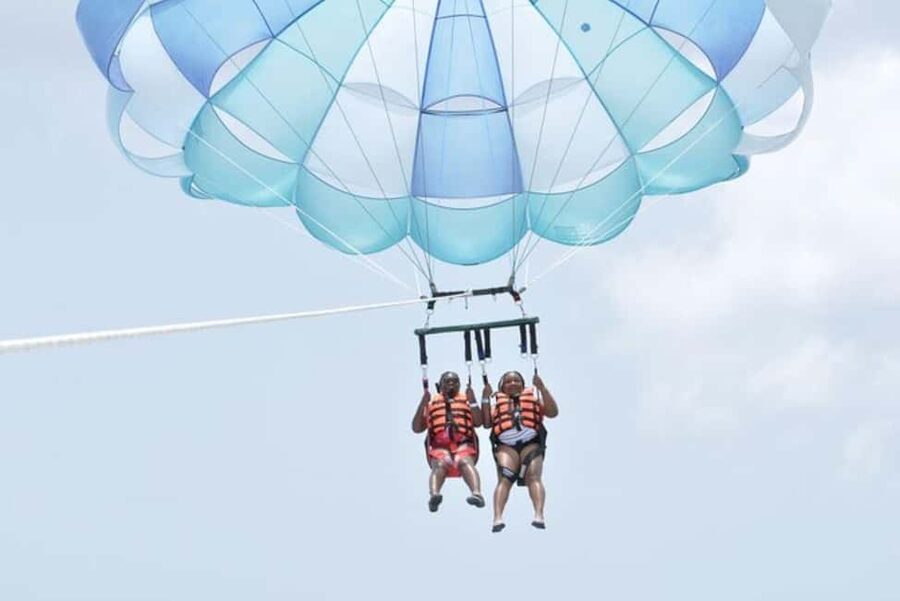 Cozumel: Best Parasailing Experience + Locker - The 250-Meter View: Timing, Sea Breeze, and What You See