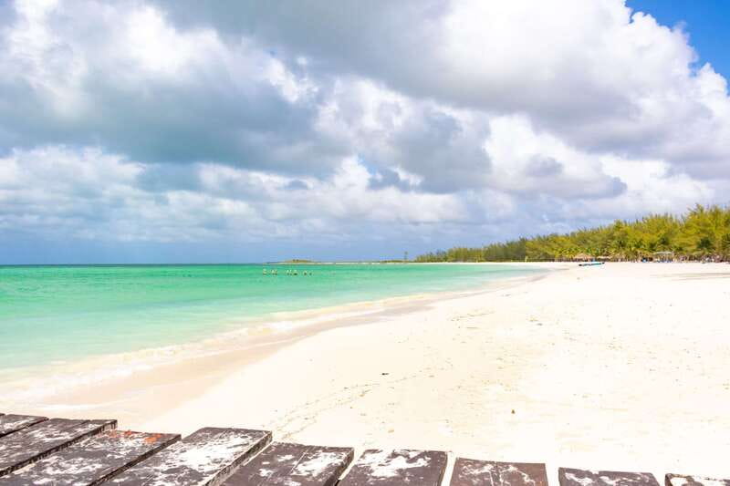 Cozumel: Catamaran Tour To Isla de la Pasión - What you eat on board: lunch, fruit, and real drink variety