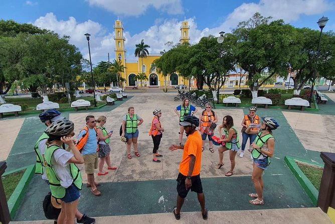 Cozumel: City Tour by E-bike - Mercado Municipal: where you learn Cozumel by eating