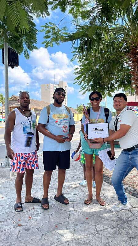 Cozumel: Island Highlights by Private Van & Local Guide (4h) - Culture stops and photo moments: getting past the crowds