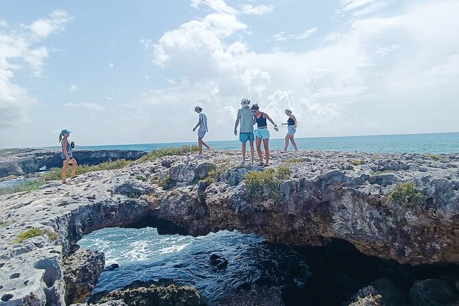 Cozumel Mayan Experience And Beach Getaway with Transfer - Tequila, Chocolate, Honey, and Food Tastings: Fun With a Purpose