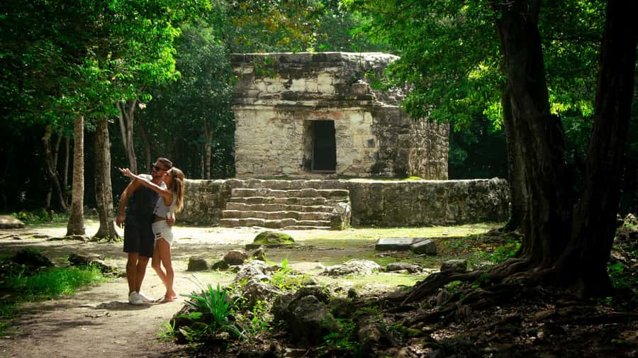 Cozumel: Mayan Ruins Guided Tour with Snorkeling & Lunch - San Gervasio ruins, the real reason to go
