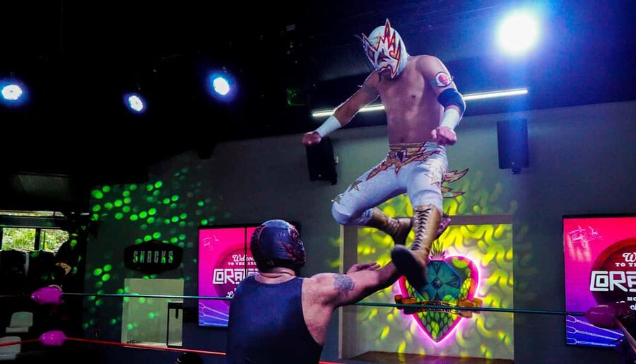 Cozumel: Mexican Wrestling Show with Tacos & Margaritas! - Getting Into the Role: How the Story Gets You Picking a Side