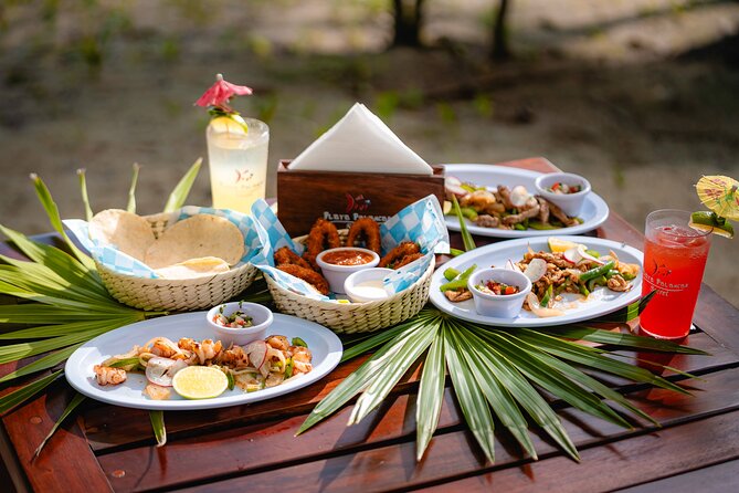 Cozumel Playa Palancar VIP All Inclusive Day Pass - Snorkeling and kayaking: included gear, clear water energy