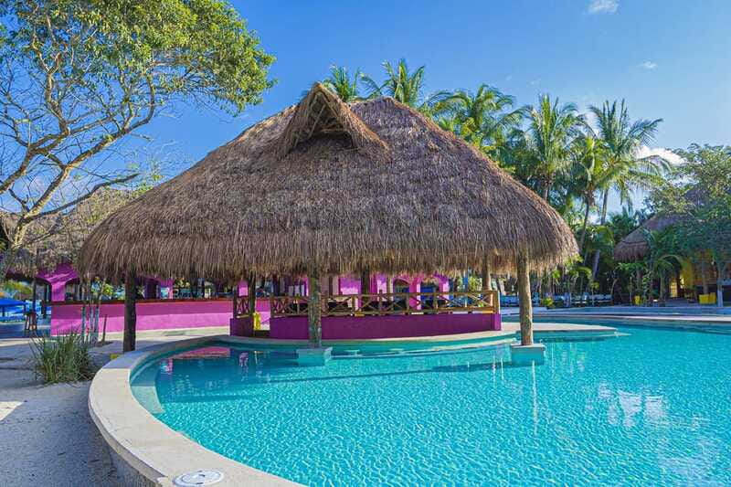 Cozumel Private Beach Pass: All Inclusive Beach Day - Guided Shore Snorkeling for 30 Minutes, Gear Included