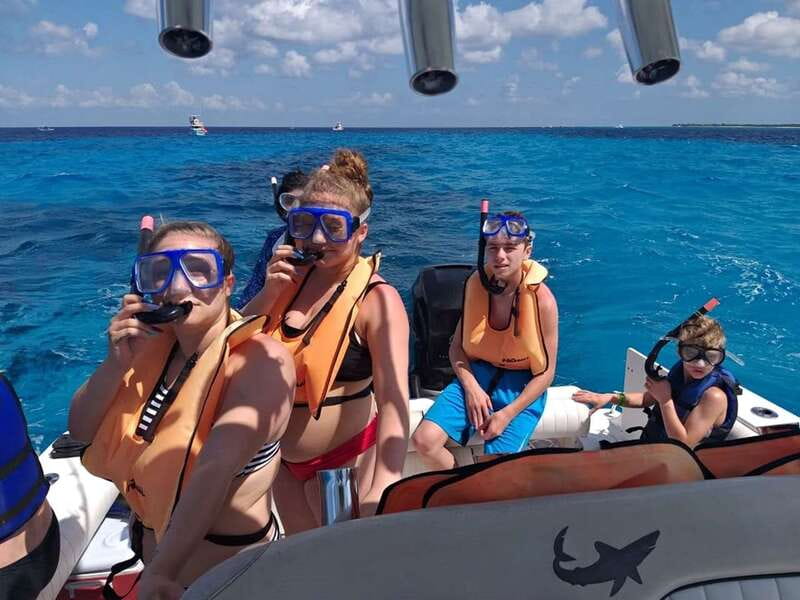 Cozumel: Private Charter Boat and Snorkel Day Trip - Marina Fonatur Meet-Up and Finding the Crew Fast