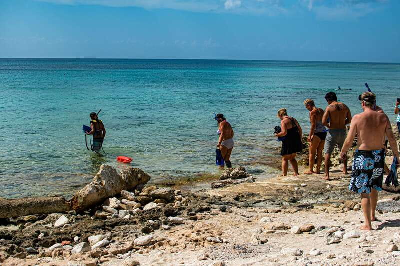 Cozumel Private Jeep Tour with Lunch and Snorkeling - Getting Picked Up and Getting the Keys (Yes, You Drive)