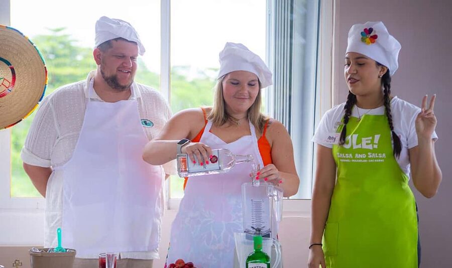 Cozumel: The Original Salsa & Salsa™ - Margarita bar practice: frozen strawberry margarita first