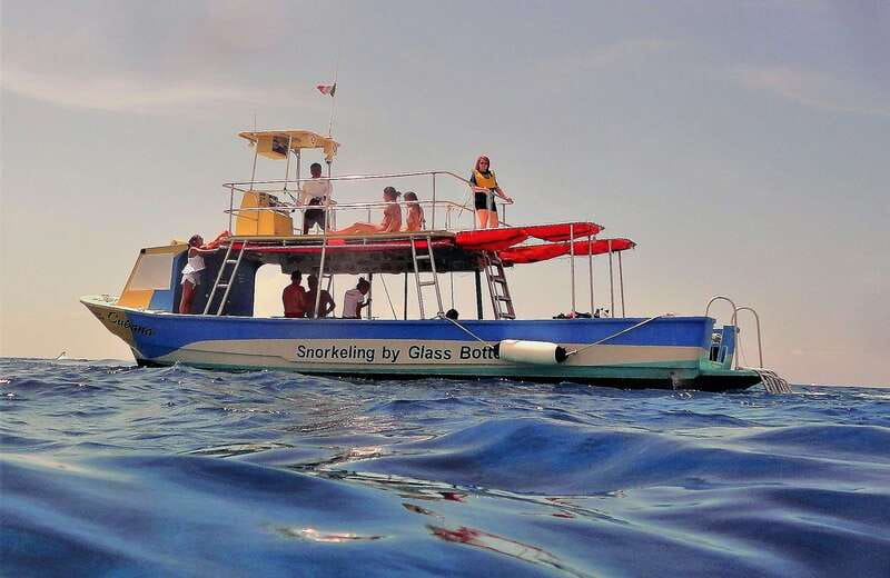 Cozumel: VIP Glass Bottom Boat & Snorkeling 3 Reefs Tour - Reef stop 1 near Villa Blanca Reef and Villablanca Garden Beach