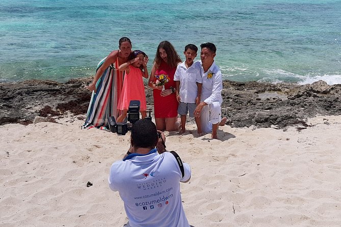Deluxe Photography Session - Meeting at Roots Beach Club, then getting started without a long ride