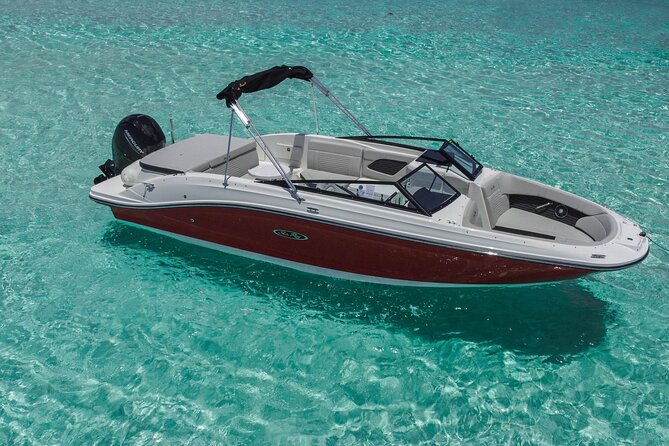 Deluxe Private Boats - 24 ft Sea Ray - San Miguel de Cozumel: where your day turns into a custom cruise