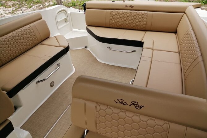 Deluxe Private Boats - 27 ft Sea Ray - Playa Palancar Beach Club and the Return to the Marina