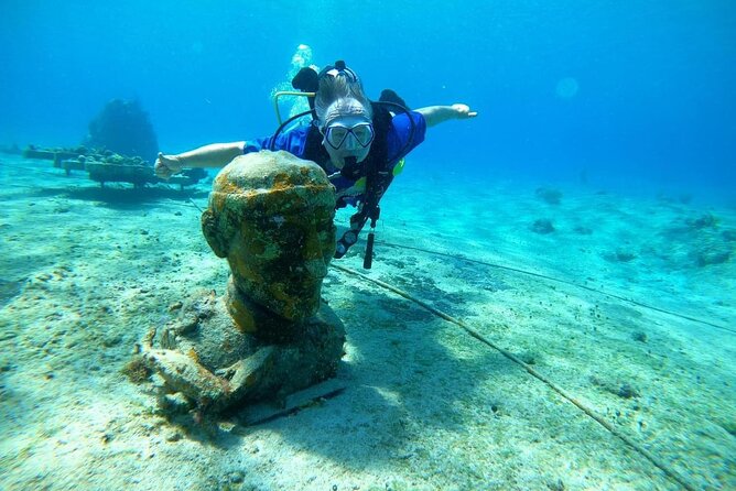 Discover Scuba Diving in Cozumel - The 2 to 3 hour flow, from meeting up to first time skills