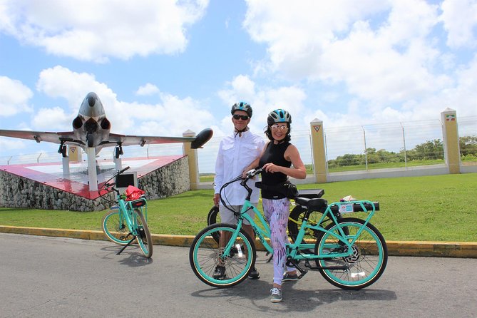 E-Bike City Tour though Cozumel & Taco Tasting Tour - Stop by Stop: From San Miguel Church to Cozumel Park
