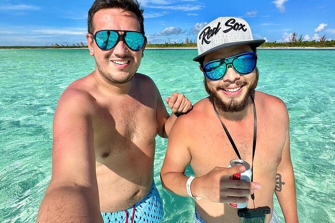 El Cielo Snorkeling Adventure in Cozumel - What’s included: snorkeling gear plus real food and drinks