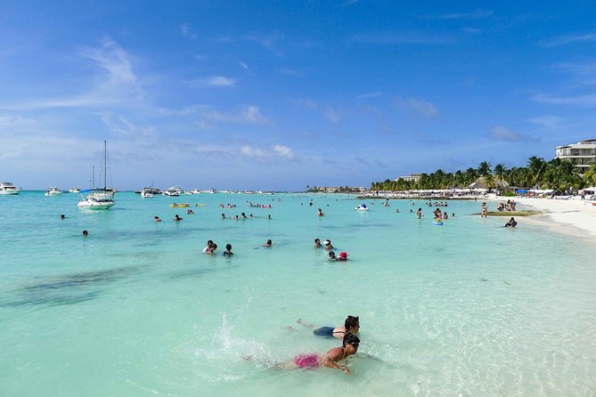 Explore El Cielo in Cozumel. Snorkel in 3 different reefs & visit Cielito Beach. - El Cielo Reef: the white sandbar plus strict no-touch rules