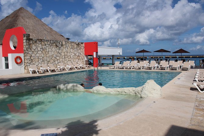 Fish Spa, Beach Break with Lounge Chairs, Umbrellas & Beach Area - Best for you if you want a low-effort, fun day