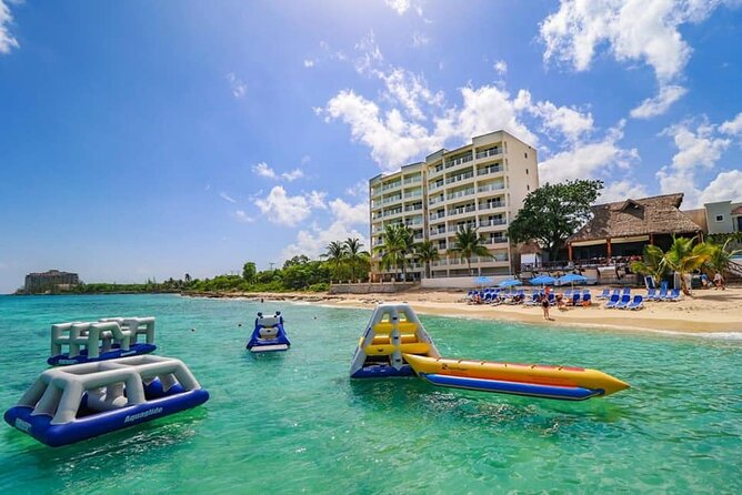 Jeep Tour of Cozumel with Lunch and Beach Club - Stop 5: Playa Chen Rio, foot dips, and crocodiles in the lagoon