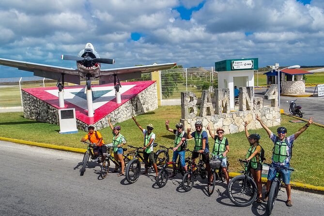 North Shore E-Bike & Beach Break - E-bike basics that keep the day comfortable
