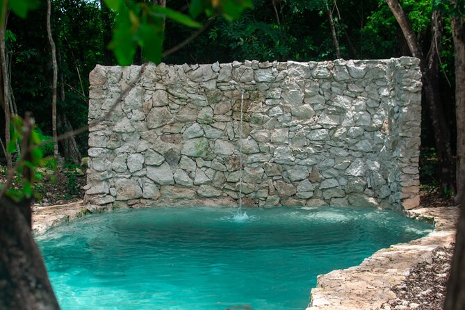 Private Jeep Cenotes Expedition in Cozumel – Swim & Mayan Park - Stop 3: Playa Publica San Martin, fajitas and a beach reset