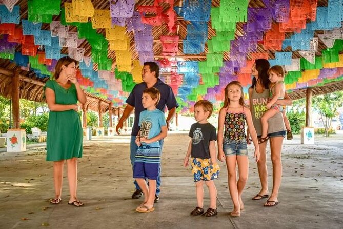 Private Tour Cozumel your way Jeep 4x4 up to 4 People - Center of Cozumel and the Municipal Market: Local Rhythm, Not Just Photos