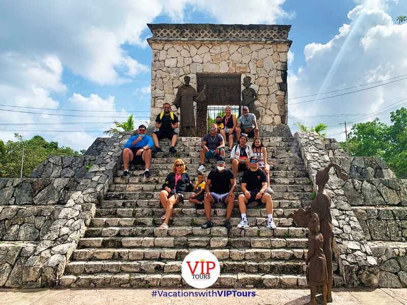 Private Van Service. Tasting the best of Cozumel - Why a private van tour suits Cozumel timing