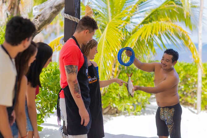 Tikinxic Barefoot Fish Guided Cookout Experience in Cozumel - Who should book this cookout in Cozumel